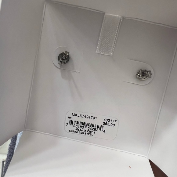 Michael Kors - Rose Gold, Heart Padlock Earrings - Picture 2 of 4